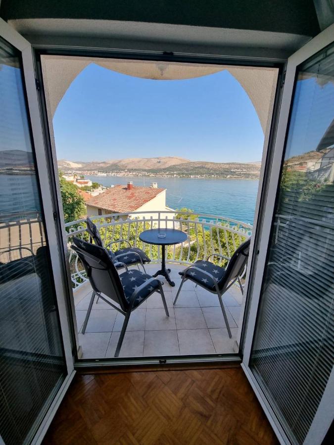 Apartment Matej Trogir Exterior foto